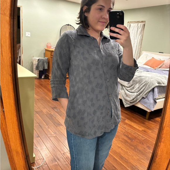 Vintage Gray Patterned Button-Up - Picture 2 of 9